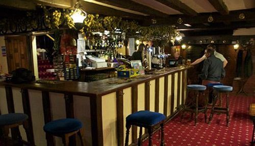 The Bear Inn And Burwash Motel Kültér fotó